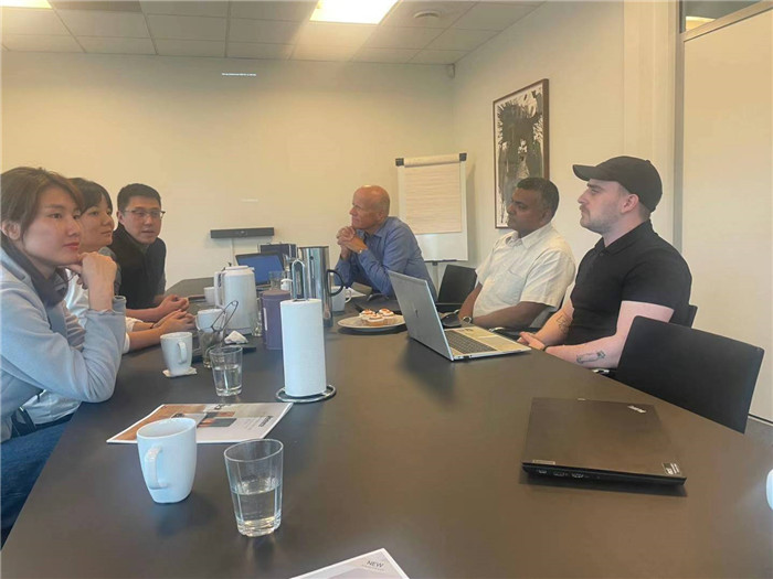 平客壁爐丹麥行第②站-丹麥Aduro壁爐廠家參觀交流.jpg 平客壁爐丹麥行第②站-丹麥Aduro壁爐廠家參觀交流.jpg